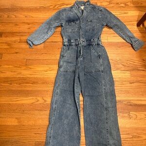 Universal Thread Women's Light Blue Denim Jumpsuit